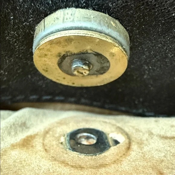 Vintage Oroton Black and Tan Leather SatcheCrossbody - Picture 7 of 8